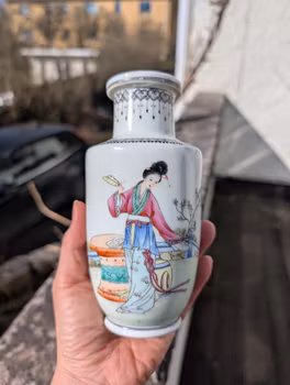 Chinese vintage famille rose vase 1950-1970's  #2363