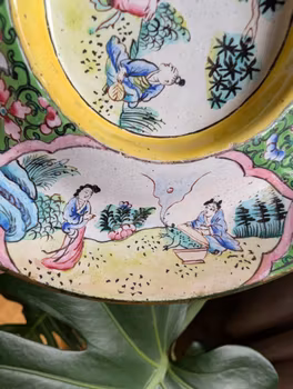 Chinese antique Canton Hand Painted Enamel teacup with saucer, 19th c #2378