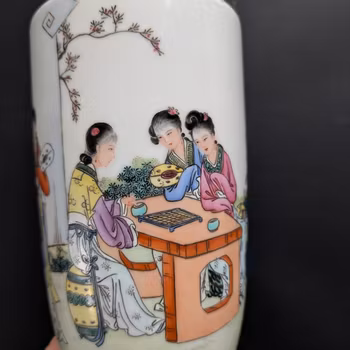 Chinese vintage famille rose vase 1950-1970's  #2377
