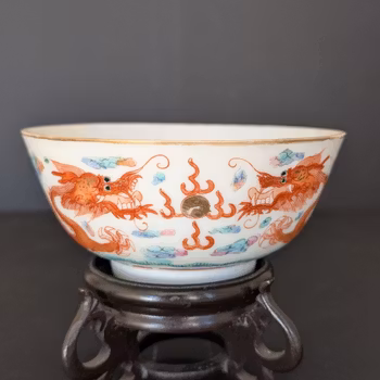 Chinese Antique porcelain bowl decorated with Dragons, Tongzhi Mark #2500