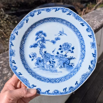 Chinese antique blue and white porcelain plate, 松鹤延年, Qianlong, 18th c #2503
