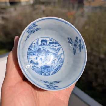 Chinese antique teacup, batavia brown, Yongzheng / Qianlong period #2392