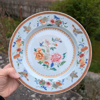 Chinese antique famille rose plate, Yongzheng or Qianlong period , 18th c #2387