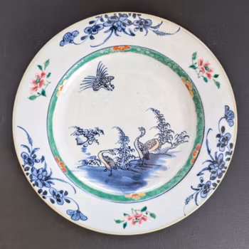 Chinese Antique porcelain plate, 18th C Yongzheng / Qianlong period #2518