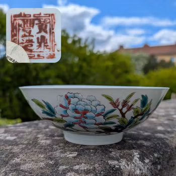 Large Chinese antique bowl decorated with flowers Late Qing Dynasty Republic #2537