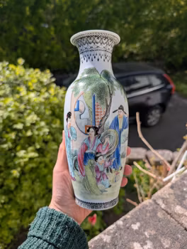 Chinese famille rose Porcelain vase mid 20c around 1950 #2550