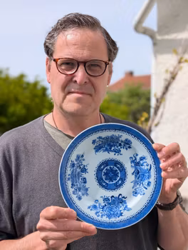 Chinese antique porcelain plate with Fitzhugh pattern, First half of the 18th c #2558