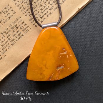 Vintage Natural Danish Amber Pendant Baltic Amber Butterscotch Egg Yolk Huge 30g #2570