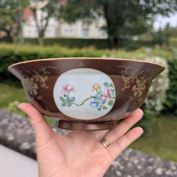Chinese Antique brown ground klapmuts bowl, Qianlong Mark & Period #2571
