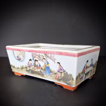 Chinese antique famille rose planter, 红楼梦, Late Republic / PRC, #2576