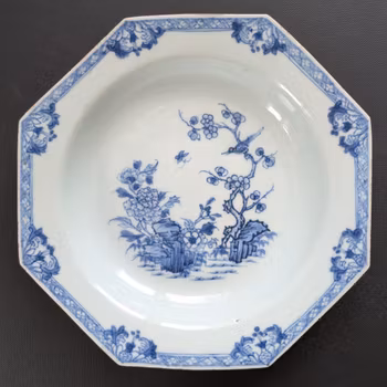 Chinese Antique blue and white porcelain plate, 18th C Yongzheng / Qianlong period 喜上眉梢 #2582