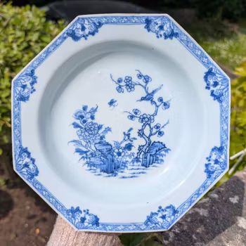 Chinese Antique blue and white porcelain plate, 18th C Yongzheng / Qianlong period 喜上眉梢 #2582