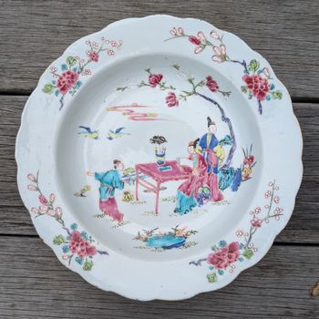 Chinese antique deep plate, Yongzheng period , 18th c #2607