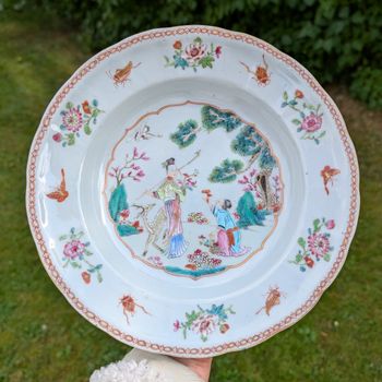 Chinese Antique Famille Rose Plate, 18th C Yongzheng / Qianlong period #1896