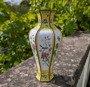 Chinese Vintage Canton Hand Painted Enamel vase, 20th c #2658