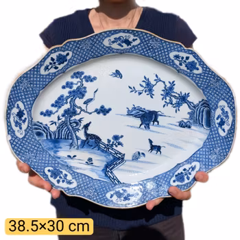 Chinese antique platter in underglazed blue and white, 18th c #2695