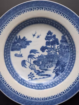 Chinese antique blue and white plate, Late 18 C #2718