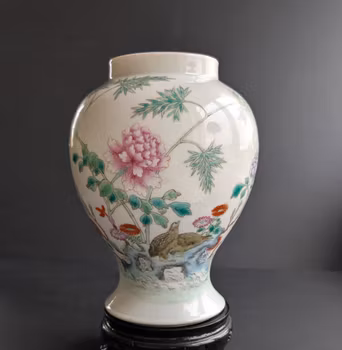 Chinese antique porcelain jar, famille rose  Republic period #2777