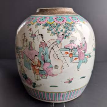 Chinese antique ginger jar with figure decoration , 19th century #2786