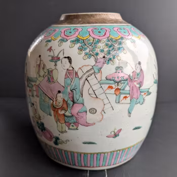 Chinese antique ginger jar with figure decoration , 19th century #2786