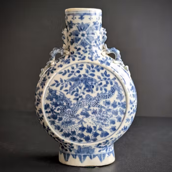 Chinese antique underglazed blue and white moon flask with dragon, Late Qing #2820