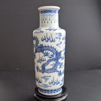 Chinese antique underglazed blue and white vase with dragons, Late Qing #2825