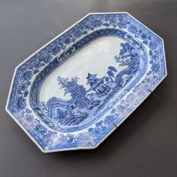 Chinese antique blue and white porcelain platter, Qianlong, 18th c #2852