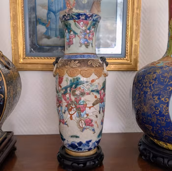 Chinese antique vase with warrior scenes and horses, Late Qing #2853