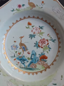 Chinese Antique famille rose plate with birds, Qianlong Period #2886