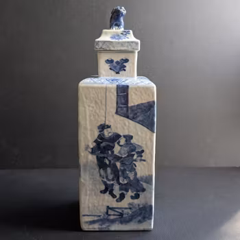 Chinese antique lidded jar with decoration from the three kingdoms, 19th c #2892