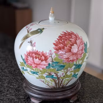 Chinese antique lidded jar with peonies and a bird , 19th century #2893