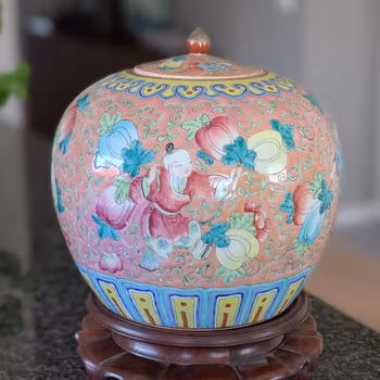 Chinese antique lidded jar with figures , 19th century #2901