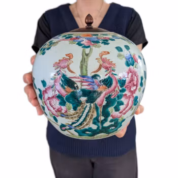 Chinese antique jar with decoration of double phoenixes, 19th c #2923