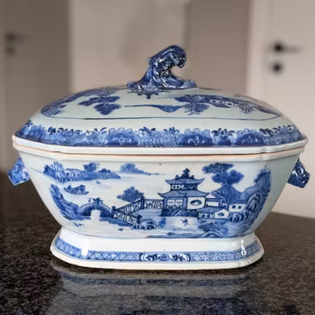 Chinese antique porcelain tureen with lid, Qianlong period #2953 *Free Shipping*