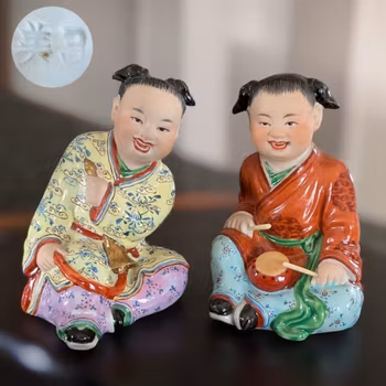 A pair of vintage Chinese porcelain figurine, 20th c #1457, #2973