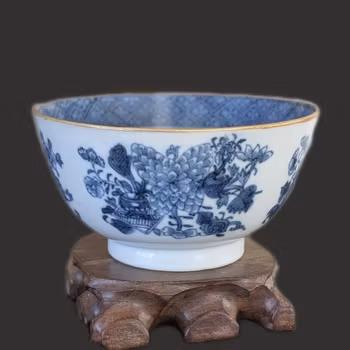 Chinese antique underglazed blue and white tea bowl, Fitzhug pattern, Jiaqing period #2982