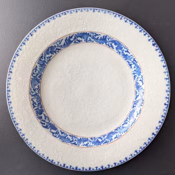 Chinese antique Anhua decorated plate, Yongzheng period 18th c #3003