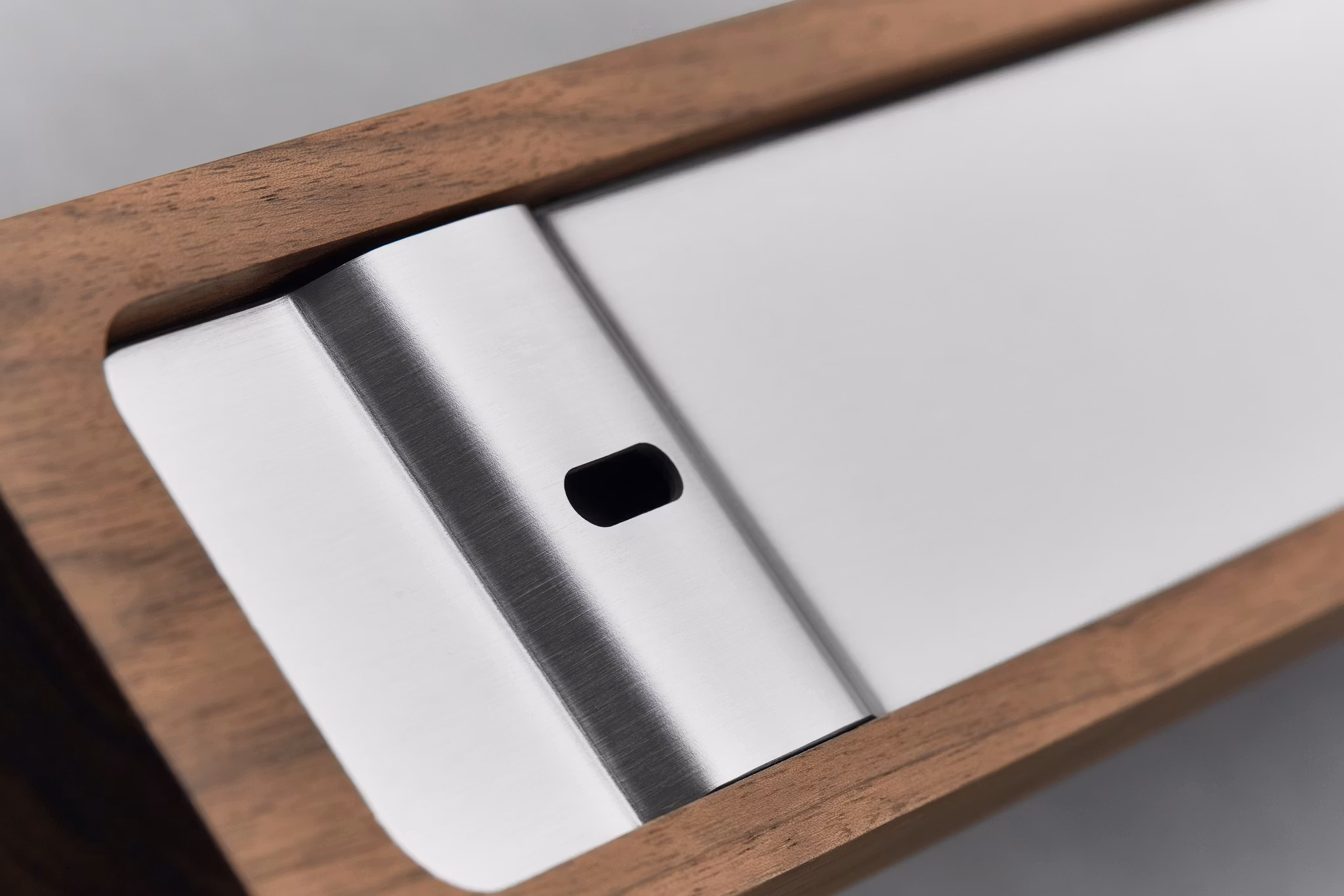 Wüsthof magnetic strip 30 cm walnut