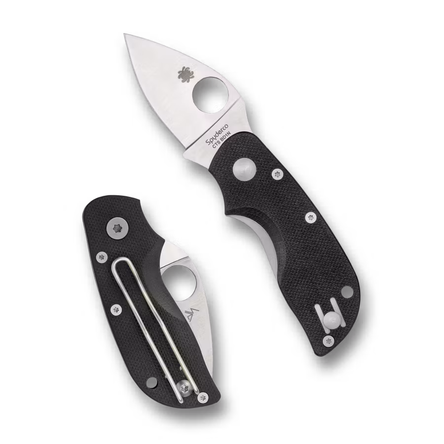 Spyderco Chicago liten fällkniv med svart G10-handtag, runt hål i bladet och trådclip