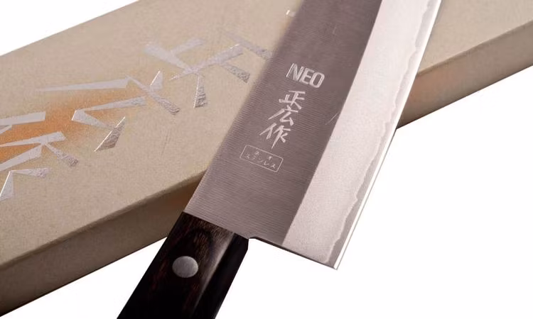 Masahiro Neo Santoku 16,5 cm