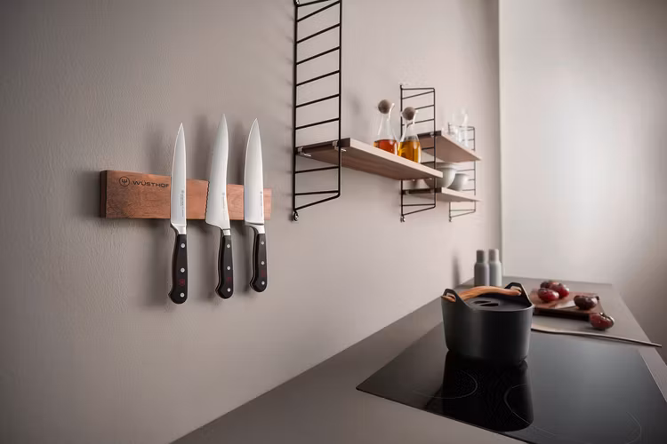 Wüsthof magnetic strip 30 cm walnut