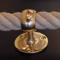 47B Linhållare mitten