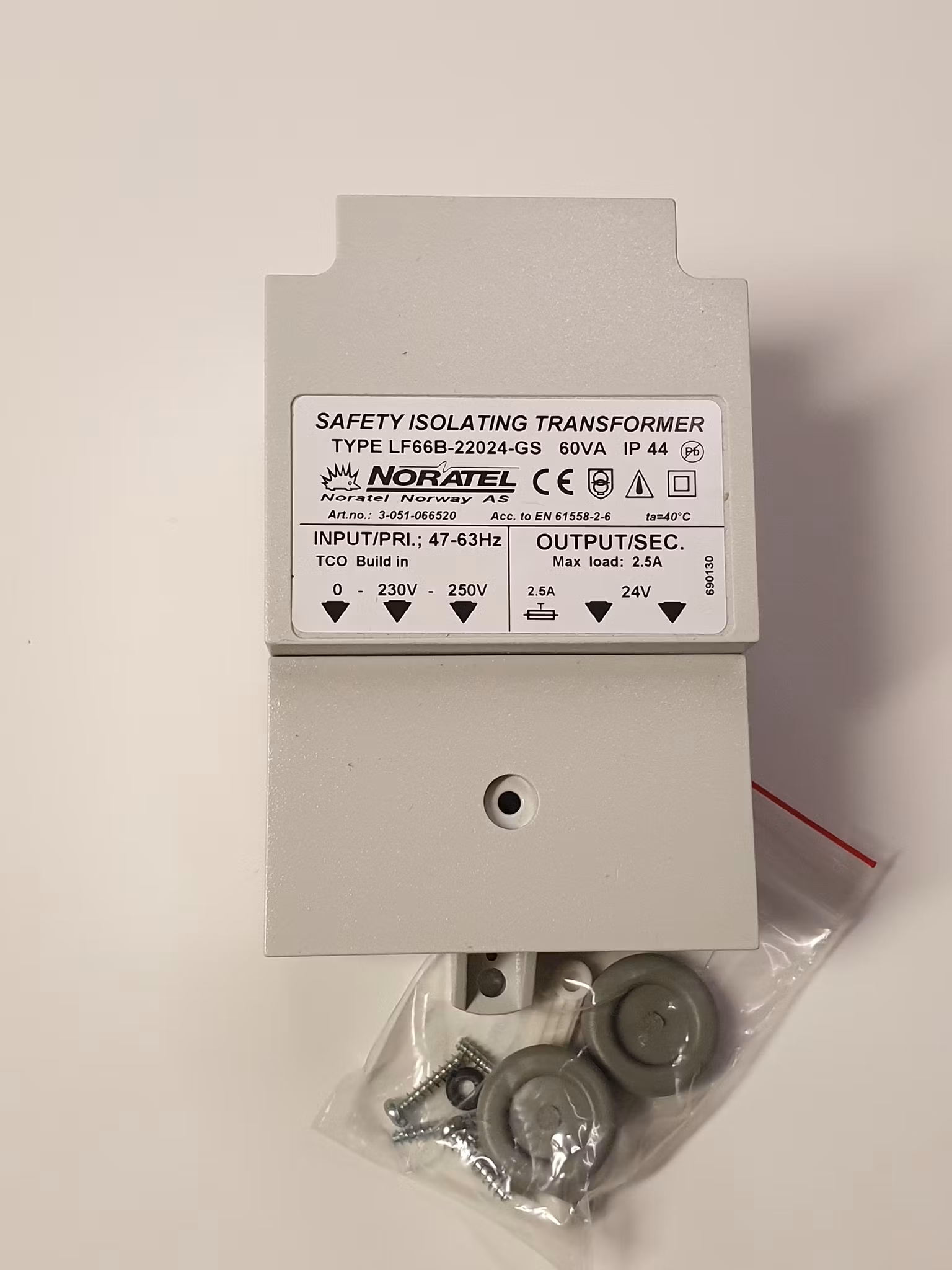 Transformator LF66B-22024-GS 24V 60VA IP44   Kustboden.se