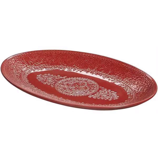 Orient servera L tranbärsröd ett serveringsfat från Cult design, mått 35 x 26,5 x 3,5 cm.