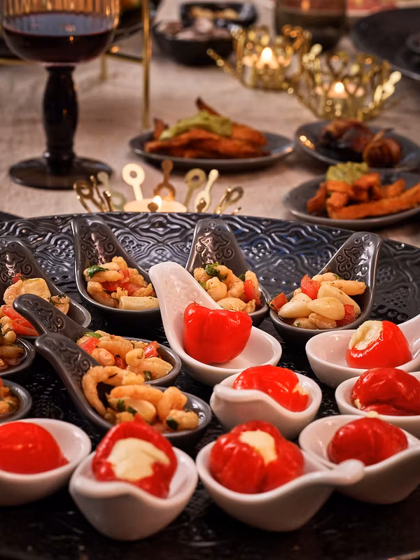 Orient Tapas assiett i 4-set från Cult design i färgen vit.