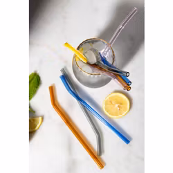 Återandvändbart sugrör i orange glas från Modern house