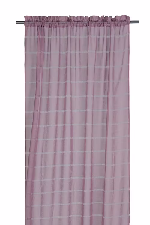 Gardinset med två kanallängder. Färg: Rosa. Mått 2 x 140 x 240 cm.