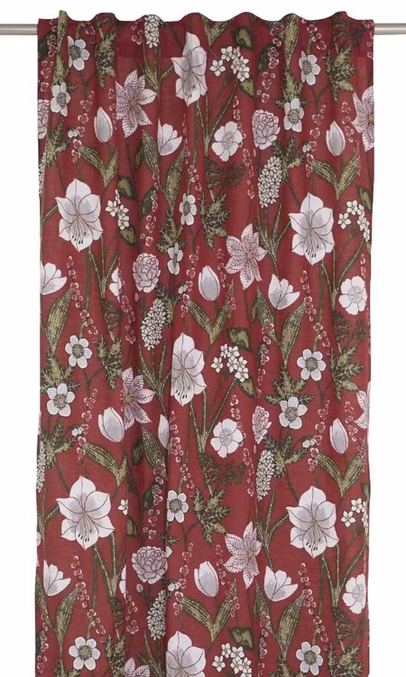 Jultulpan gardinset med dolda hällor. Färg: Röd.