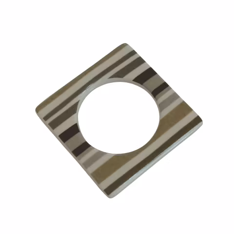 Change ljusmanschett från Cult design. Färg: Vit med grå, beiga och svarta ränder.