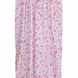 Brita Rose ett tunt vitt gardinset med rosa rosor kanaler från Noble house, mått 2 x 140 x 240 cm.